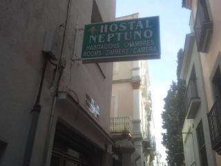 Neptuno Hostal Lloret de Mar Exterior photo