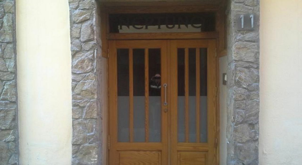 Neptuno Hostal Lloret de Mar Exterior photo